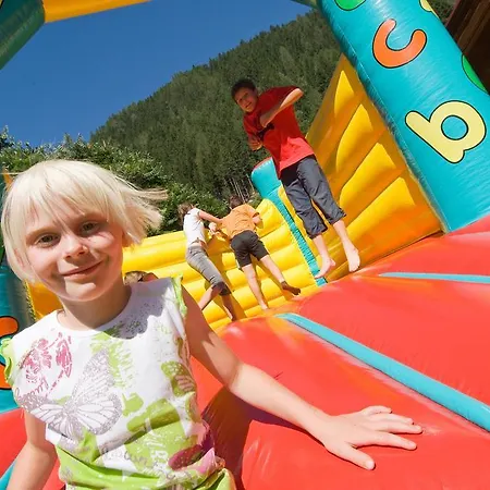 Ladestatthof Guest house Neustift im Stubaital