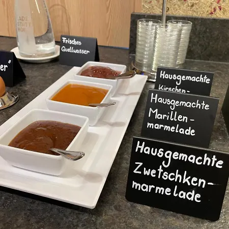 Pensionat Ladestatthof 3*