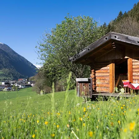 Ladestatthof 3*